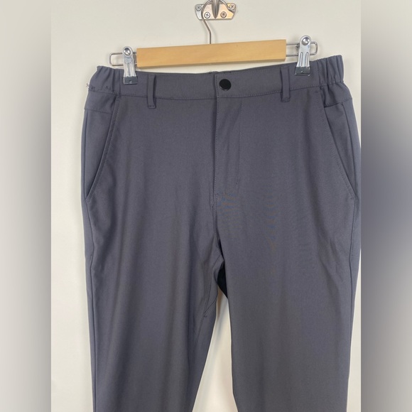 Cuts AO Jogger Cast Iron Size Small *flaw - Picture 4 of 16